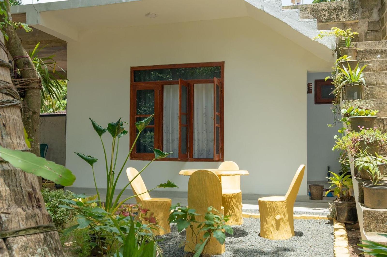 Lakru Home Stay Weligama Exterior photo